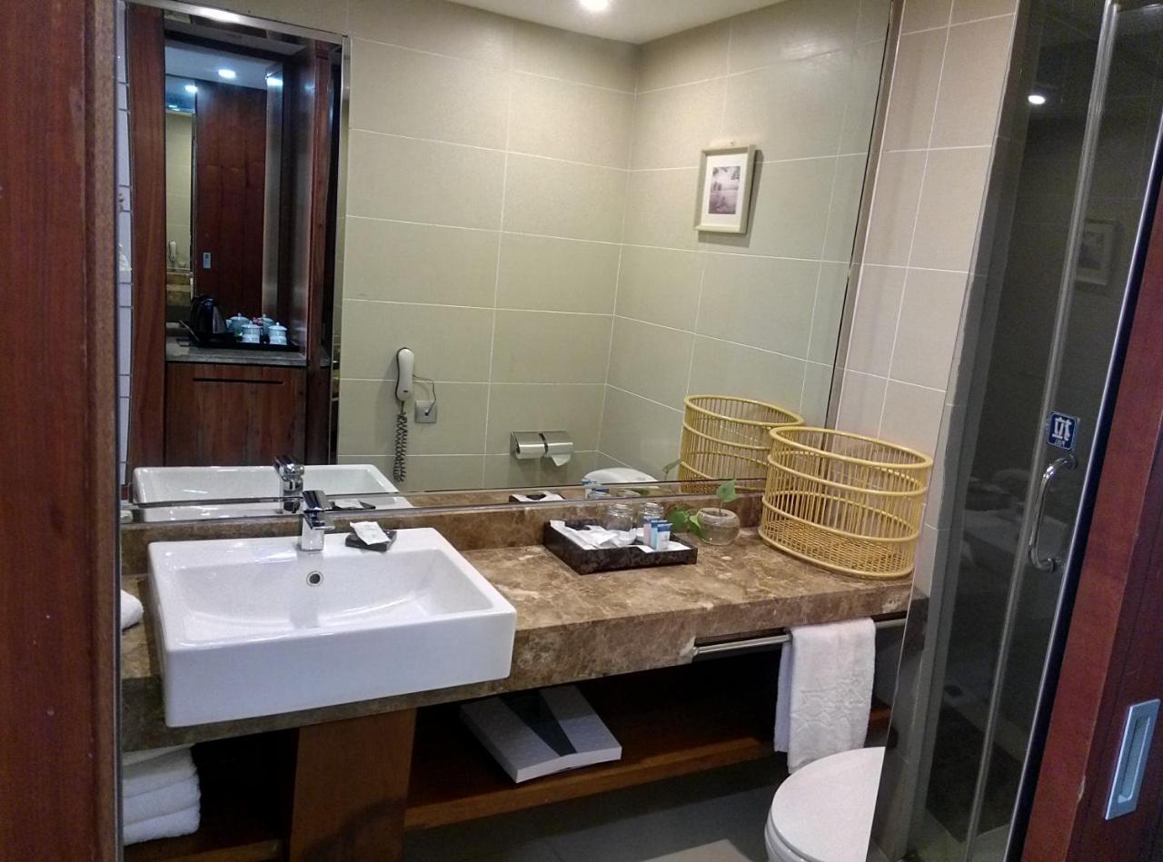 Manhattan Hotel Харбин Экстерьер фото